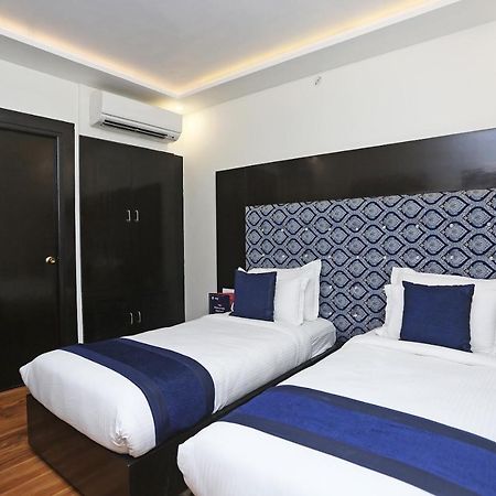 Hotel Pearl Blue Agra  Exterior foto