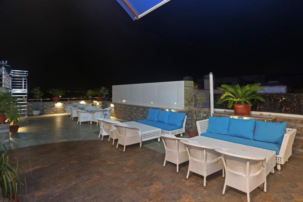 Hotel Pearl Blue Agra  Exterior foto